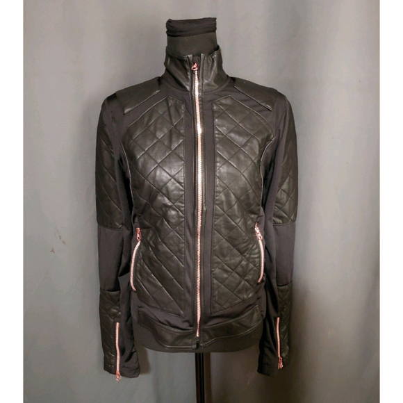 Victoria Secret Sport Womens Size XS Black Quilted Faux Leather Moto Jacket - Picture 3 of 12